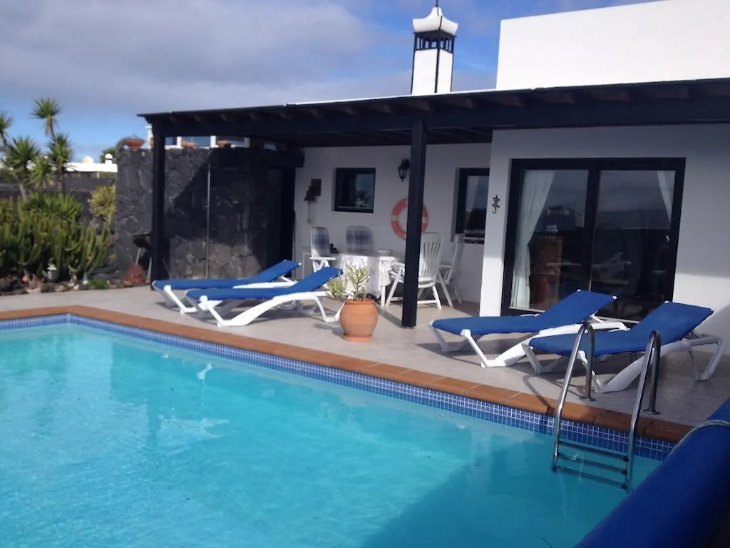 Villa Burgao Playa Blanca  Spain