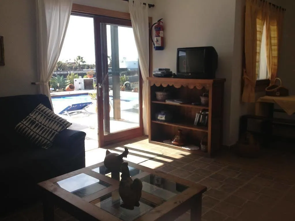 Villa Burgao Playa Blanca