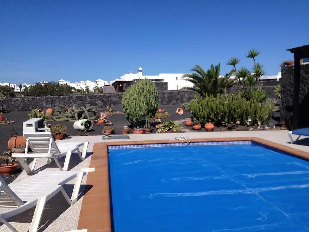 Villa Burgao Playa Blanca  0*, Playa Blanca (Lanzarote) España